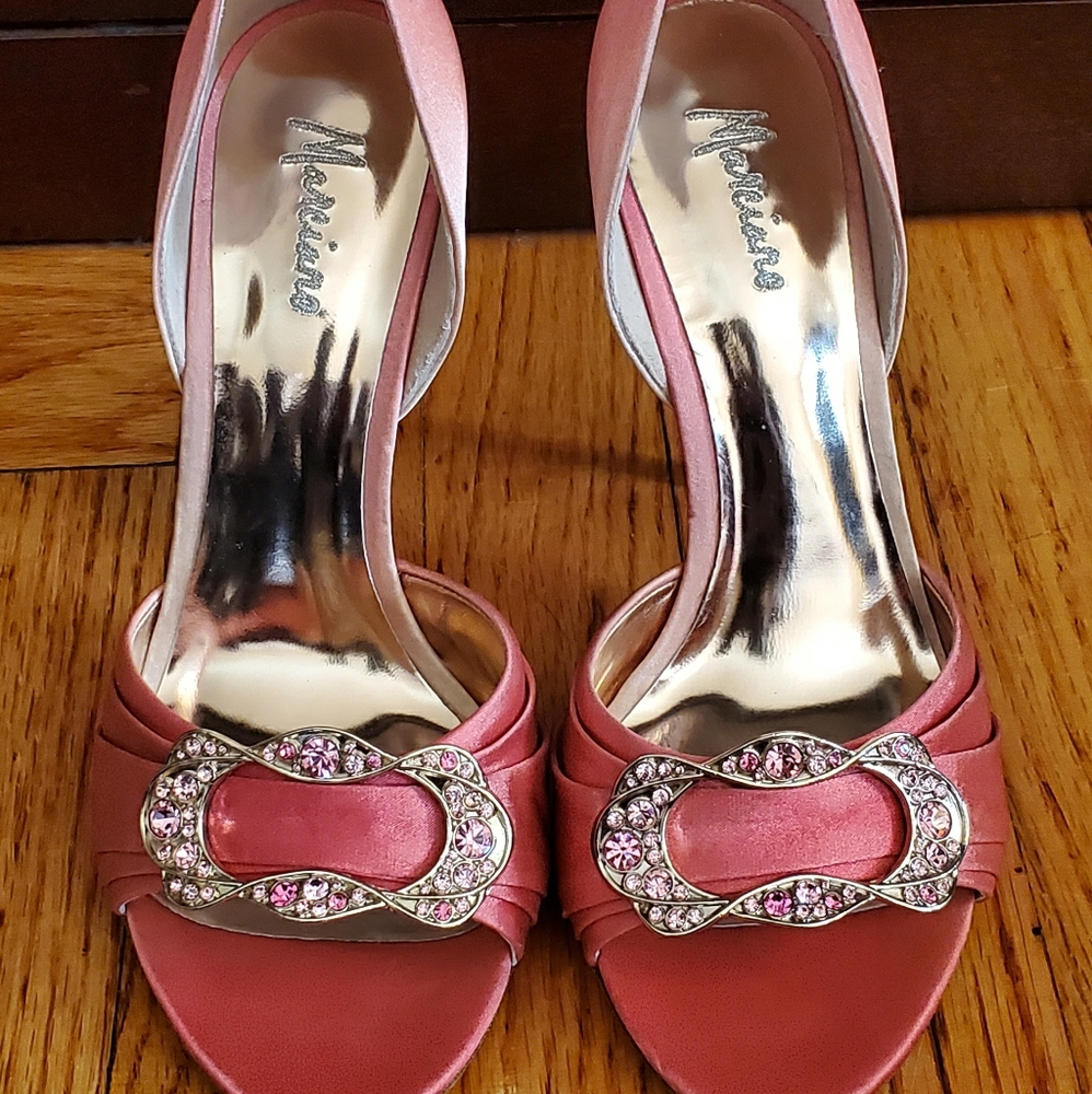 Marciano (Guess) "Tessa 2" Shoes